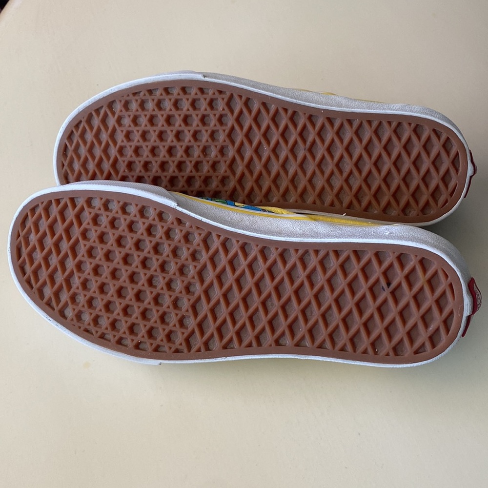VANS - Picture 8 of 10